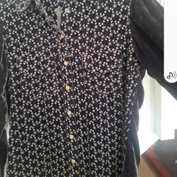 Johnny Was Western Style Pearl  snap down Grey Velvet embriodered blouse EUC szS - Picture 2 of 10